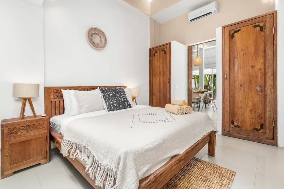 Villa New York - 4 Bdr Pool Luxury Villa, Next To The Forge Bali 세미냑 외부 사진