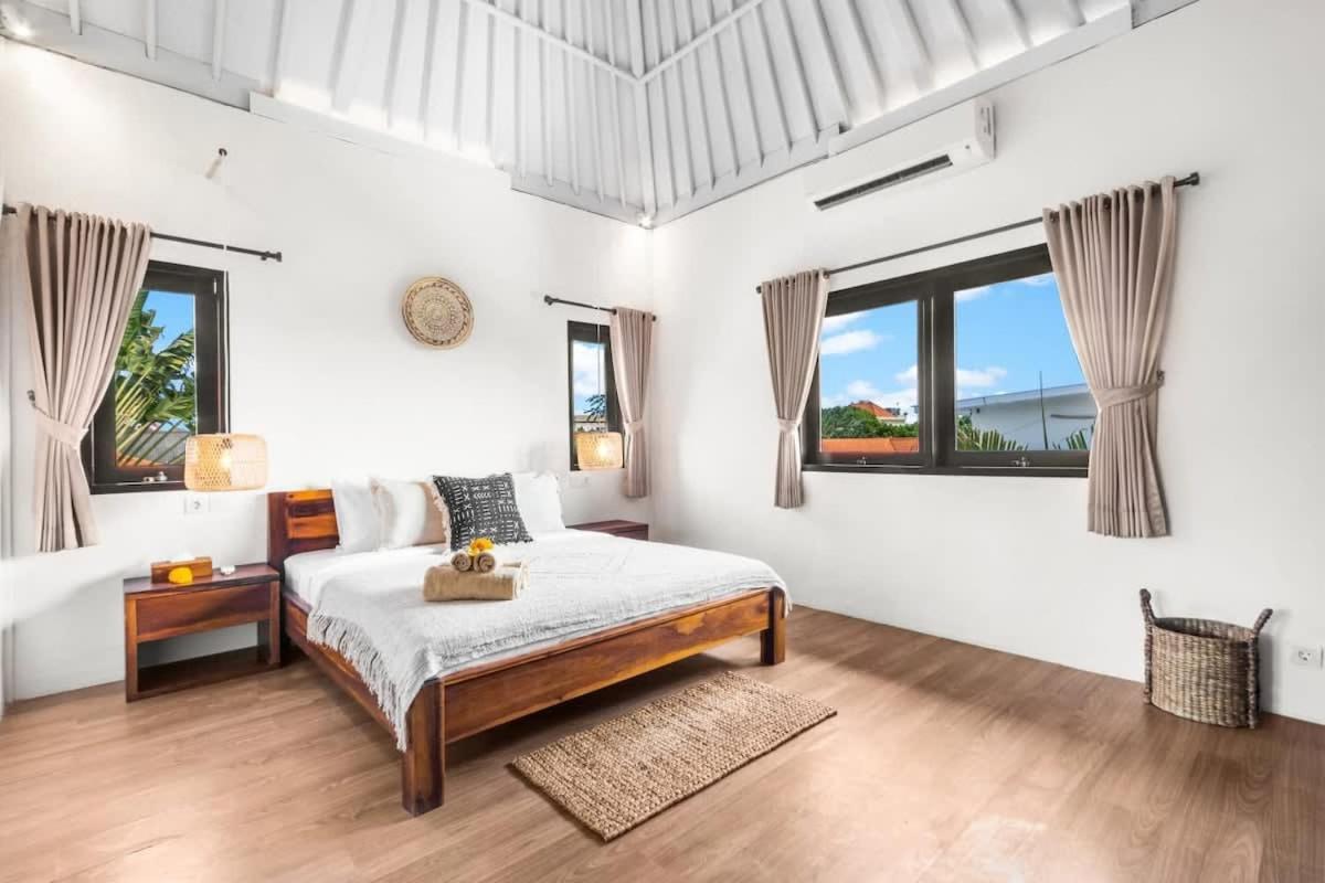 Villa New York - 4 Bdr Pool Luxury Villa, Next To The Forge Bali 세미냑 외부 사진